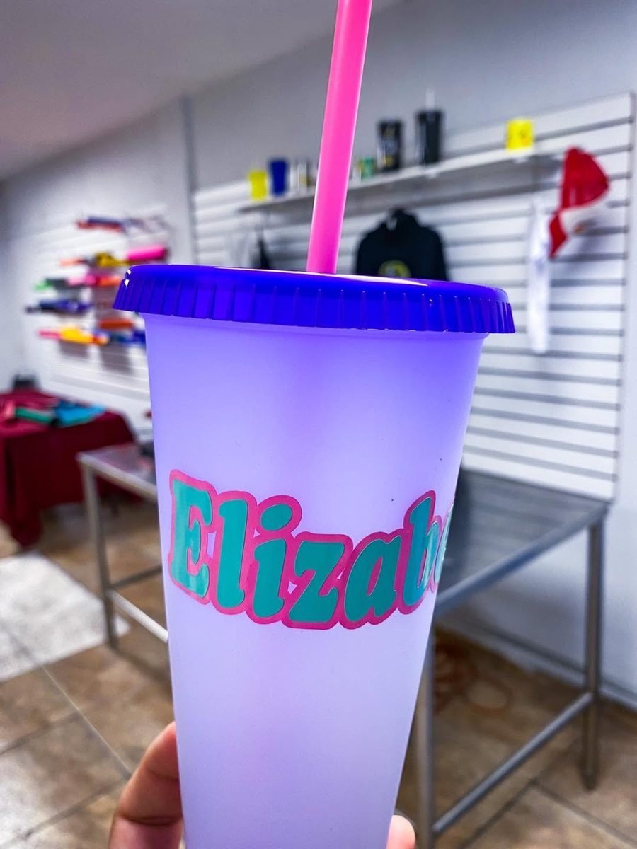 Gran variedad de vasos y termos - Image 2